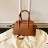Bolsa de almohada de diseño de nicho de comercio exterior 2026 Otoño e Invierno Nuevo estilo Bolso de hombro Elegante Versátil Bolso cruzado Moderno Bolso pequeño
