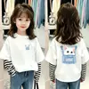Camiseta de manga larga a rayas para niña, nueva colección de otoño 2026, top de algodón puro para bebés, camiseta interior infantil para otoño