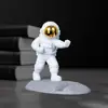Serviço de Entrega de Presente de Formatura: Suporte para Celular de Astronauta, Suporte Universal para Tablet de Mesa, Pequeno Presente Criativo e Prático