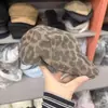 Alta Qualidade~Boné da Moda Estilo Coreano com Estampa de Leopardo para Mulheres, Boina de Pintor com Personalidade Retrô, Chapéu Bico de Pato Versátil, Moderno