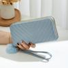 Cartera con doble cremallera, venta al por mayor, 2024, para mujer, con textura de nicho, versátil, de mano, bordada, de felpa, pequeña, bolso