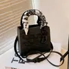 Bolso Transfronterizo de Alta Gama, Nuevo Modelo 2026, Pañuelo de Seda Bordado Intensamente, Bolso Cruzado de Hombro Único para Mujer, Comercio Exterior