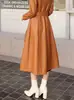 Gabardina de Cuero de Longitud Media de Doble Botonadura con Cinturón para Mujer, de Alta Gama y Elegante, Nueva Chaqueta de Cuero para Otoño e Invierno