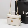 Bolsa Feminina de Couro Genuíno, Pequena Bolsa de Corrente Matelassê Estilo Chanel, Nova Bolsa Caixa, Bolsa de Mão Clássica, Bolsa Versátil de Ombro e Transversal
