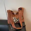 Moda Outono e Inverno Transfronteiriça Bolsa de Lã Retrô Bolsa de Ombro Tricotada Bolsa Transversal Nova Bolsa Tote Outono e Inverno 2026