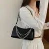 Bolso de axila retro estilo coreano Maillard para mujer, principios de otoño de 2026, bolso de cadena versátil simple y moderno con un toque de alta gama, bolso cruzado