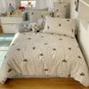 2025 Nuevo Estilo Universitario Lindo Algodón Juego de Cama de Cuatro Piezas Algodón Estampado Dormitorio de Estudiantes Juego de Cama de Tres Piezas con Bolsa