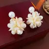 Pendientes Dulces de Pétalos de Flor Acrílicos, Estilo Festivo, Modernos, Versátiles, Elegantes, Pendientes de Gama Alta para Mujer