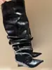 Botas de Punta Aguda con Tacón Cónico, Fruncidas y Holgadas, Botas Altas de Tacón Alto Adelgazantes en Tallas Grandes para Mujer, Botas de Primavera de Piel de Oveja