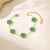 Pulsera de Acero Inoxidable Chapado en Oro de 18K con Flor de Concha de Cinco Pétalos, Colorida, Sencilla, de Moda, de Alta Gama, Tendencia para Mujer