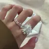 Anillos de Fuegos Artificiales Dulces y Frescos Apilables para Mujeres, Anillos Abiertos Geométricos de Doble Capa de Estrella de Onda Cepillada, Anillos de Dedo Índice de Estilo Ins de Moda