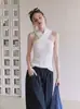 Camisola de punto cruzada estilo francés para mujer, top corto de verano ajustado sin mangas de alta gama con hombros descubiertos