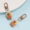 Gorra Tortuga Capibara Linda Capibala Colgante DIY Llavero Colgante para Mochila de Estudiante Regalo
