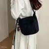 Nova bolsa selim estampada de leopardo, camurça, popular no outono de 2026, bolsa de ombro feminina da moda, bolsa transversal versátil de grande capacidade