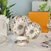 Serie Jungla de H Juego de Cuatro Piezas de Vajilla Europea Occidental Taza de Café y Platillo Plato Occidental Vajilla de Porcelana Ósea para el Hogar Venta al por Mayor