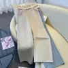 Jeans de Piernas Anchas con Pedrería de Alta Gama para Mujer, Nuevo Estilo Primavera y Otoño 2026, Pantalones Rectos Adelgazantes de Cintura Alta con Lentejuelas Completas