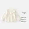 Camiseta para bebé niña para principios de otoño, elegante nueva ropa interior de otoño estilo coreano para bebé, ropa exterior de otoño de manga larga para niños