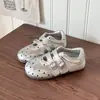 Zapatos Mary Jane para Niñas 2026 Primavera y Otoño Nuevos Estilo Francés de Puntos Zapatillas Infantiles Suela Suave Zapatos Casuales Versátiles Zapatos de Moda