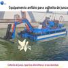 Barco de colheita de junco de dupla finalidade, barco anfíbio de esteira rolante, equipamento de salvamento de grama aquática totalmente automático e mecanizado