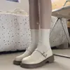 Sapatos JK de couro grossos com salto grosso estilo britânico branco para mulheres, novo modelo de outono 2026, adequados para combinar com saias, sapatos Mary Jane de salto único