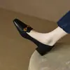 Couro Macio por Dentro e por Fora Sapatos de Couro Macio Retrô Bico Quadrado Pequeno Sapatos de Salto Médio Salto Grosso Outono Novos Sapatos de Couro Macio Femininos Sapatos Femininos