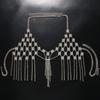 Cadena de pecho hueca a cuadros sexy Amazon con borla de diamantes de imitación, cadena corporal, accesorios súper llamativos, cadena corporal femenina