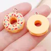 20 Simulação Desenho Animado Fofo Mini Resina Pipoca Bolo Croissant Queijo Pingente Acessórios para Joias DIY