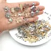 Conjunto de 400 Acessórios Pequenos Mistos, Pingentes de Liga Esmaltada para DIY de Pulseira, Colar, Brinco, Acessórios para Chaveiro e Materiais de Pingente