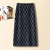 Elegante falda de sarga de lana para mujer, nueva colección otoño/invierno 2026, de cintura alta, estiliza la figura, elegante, falda de línea A de longitud media