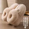 Zapatillas populares de gamuza y felpa de algodón para el hogar para otoño e invierno, cálidas para mujer, forradas, zapatos de algodón antideslizantes de suela gruesa para interior