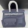 Bolso Birkin de 25 cm en Piel Cargo-Swift con Bolsillo Interior de Lona y Correa de Hombro de Puntos (M06Bk)