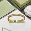 [08] Moda europea y americana versión estrecha caleidoscopio molino de viento de la suerte fila brillante estrellas pegajosas pulsera de cuentas redondas para mujer