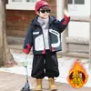 2496 Chaqueta de Algodón de Invierno para Niños 2026 Nuevo Estilo Abrigo de Algodón Espeso Forrado de Felpa para Niños Parka para Bebé Niño Moderna