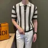 Moda de Verano Diseño Rayado Manga Corta para Hombre Cuello Solapa Tejido Elástico Transpirable Hueco Bloque de Color Tendencia Top