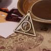 Colgante retro DIY de la serie de Harry Potter, accesorios para pulsera de la Torre Eiffel, accesorios de joyería de aleación al por mayor