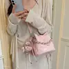 Bolso Cubo de Moda Estilo Nuevo 2026 para Mujer, Adecuado para el Trabajo, Verano, Bolso de Hombro Versátil Simple Coreano