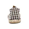 Casal sapatos de lona sapatos de palha sapatos masculinos e femininos sapatos baixos tendência lazer preguiçoso pescador sapatos de linho fabricantes atacado