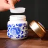 Pote Selado de Cerâmica Porcelana Azul e Branca Esmaltada Jarra Quadrada Vintage Chinesa Garrafa de Mel Tampa de Silicone à Prova de Vazamento Garrafa de Armazenamento de Chá