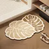 Tapete floral de terra de diatomáceas estilo vintage para uso doméstico, adequado para banheiros, absorvente, de secagem rápida e fácil de limpar, ideal para entradas