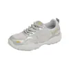 Zapatillas Blancas para Mujer 2026 Verano Nuevas Versión Coreana Estilo Ins para Estudiantes Femeninas Casual Deportivas Versátiles Zapatos de Tabla Estilo Callejero C9002