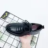 Venta al por mayor transfronteriza 26 modelos nuevos de zapatos de cuero para hombre, calzado formal de negocios, cómodos para primavera y otoño, estilo británico y coreano, punta redonda, zapatos de cuero casuales