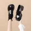 Mocassins de sola grossa estilo britânico para mulheres, sapatos de couro slip-on Mary Jane novos para primavera e outono de 2026, sapatos únicos para uniforme JK