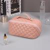 Bolsa de Cosméticos Acolchada de Diamantes Bolsa de Lavado de Temporada Otoño e Invierno para Mujer Gran Capacidad ins Bolsa de Almacenamiento Avanzada Bolsa de Algodón Fábrica