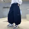 Pantalones de Chándal de Punto con Bloques de Color en la Cintura para Niños Estilo Primavera y Otoño Joggers Sueltos para Estudiantes Pantalones Casuales con Puño al Tobillo Venta al por Mayor