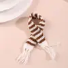 En Stock Bufanda de punto mini hecha a mano DIY accesorios para muñecas juguetes decoración de Navidad bufanda pequeña para dedos venta al por mayor