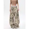 Jeans de camuflaje con bordado de rama de letra desgastada vintage americano, pantalones rectos de pierna ancha versátiles unisex