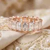 Anillo Elegante Versátil Estilo Moda Creativa Círculo Completo Incrustado con Circonita Cuadrada Brillante Anillo de Compromiso Boda