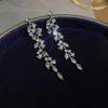 Brincos de Tassel Longo Agulha de Prata Zircônia Diamante Completa Metal de Alto Grau Luxo Leve Brincos de Metal Atacado Fábrica Brincos Inverno