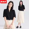 Estilo Fino de Verano 2026 Nueva Moda de Gama Alta Profesional para el Trabajo Camisa de Gasa de Manga Corta con Cuello en V Blanca para Mujer