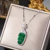 Cadena de clavícula de acero de titanio estilo retro nacional moda candado de paz de jade colgante de izaje todo partido temperamento accesorios de estilo chino de alta calidad
